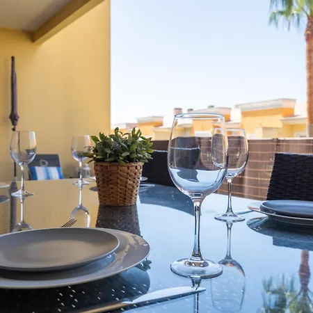 Vale Parra Vilage T2 * Guia (Faro)